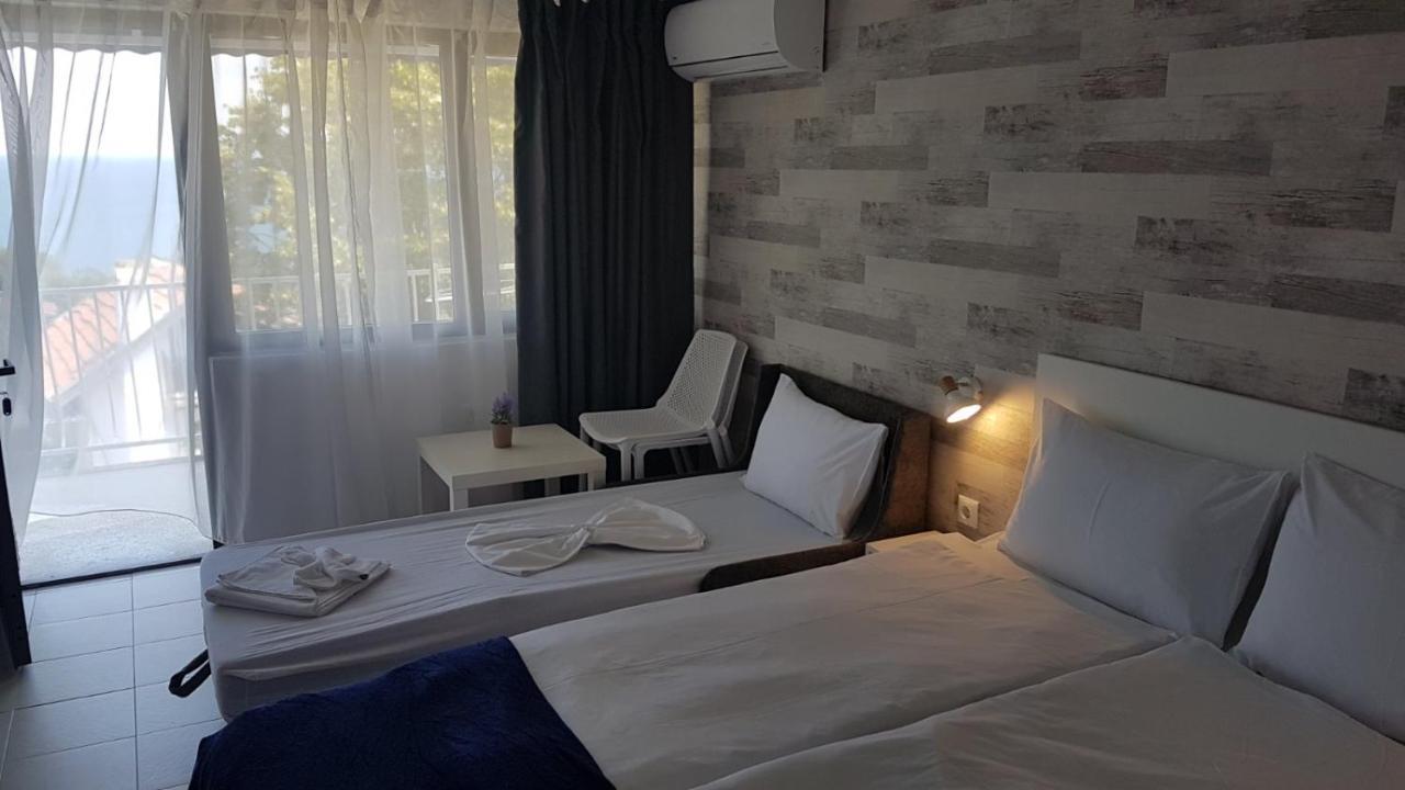 Simada Blue Guesthouse Zlate písky Exteriér fotografie
