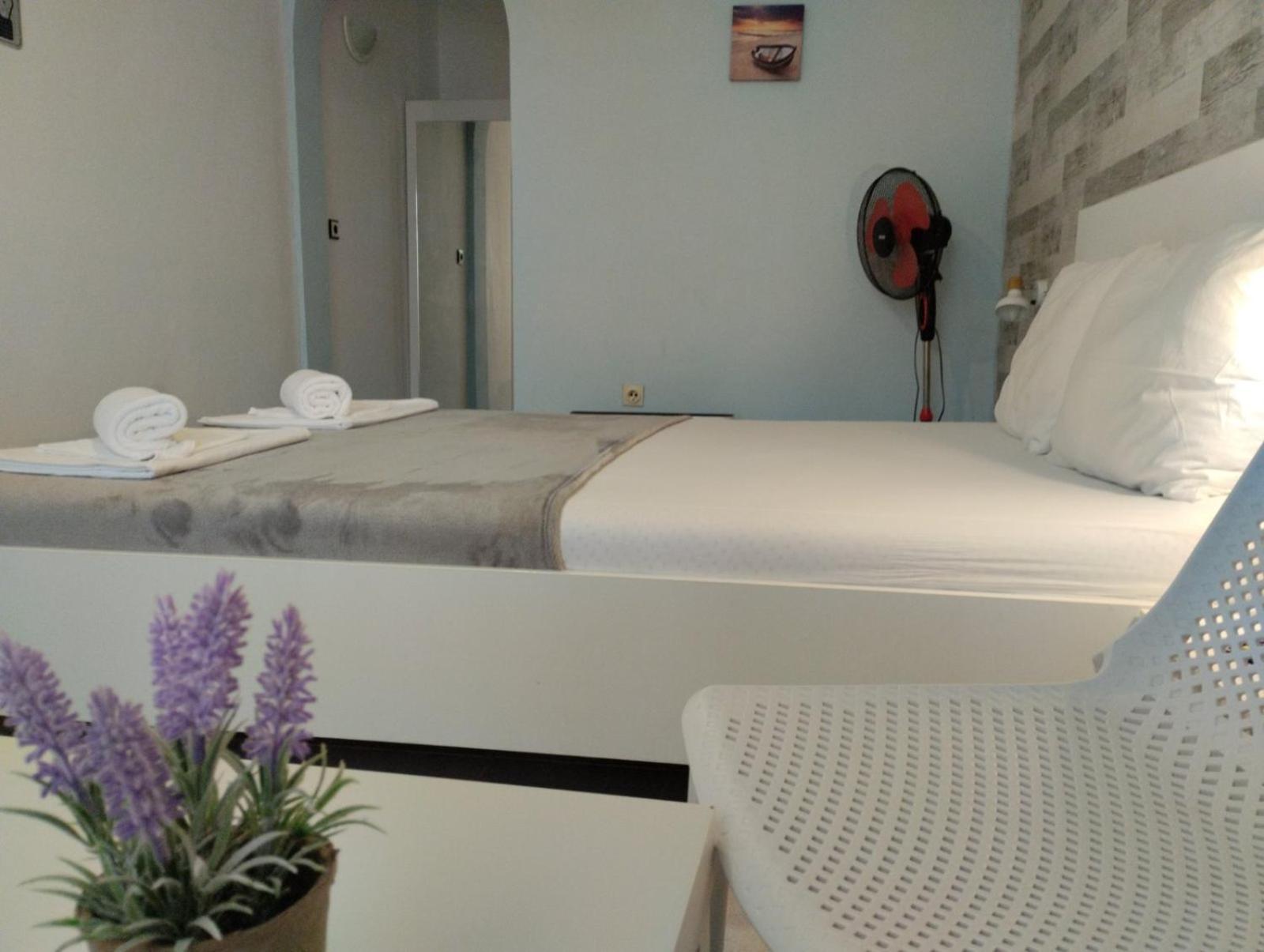 Simada Blue Guesthouse Zlate písky Exteriér fotografie